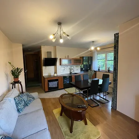 Apartament Idylla Apartment *